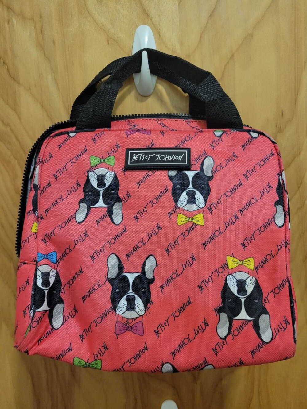 Betsey Johnson Pug Weekender Bag & Lunch Tote - Picture 6 of 13